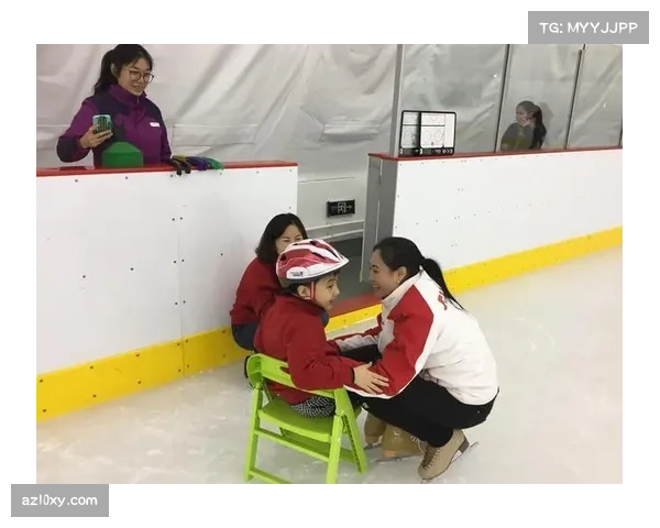 特写：多伦多社区冰场为自闭症儿童开设的“安静时段”课程